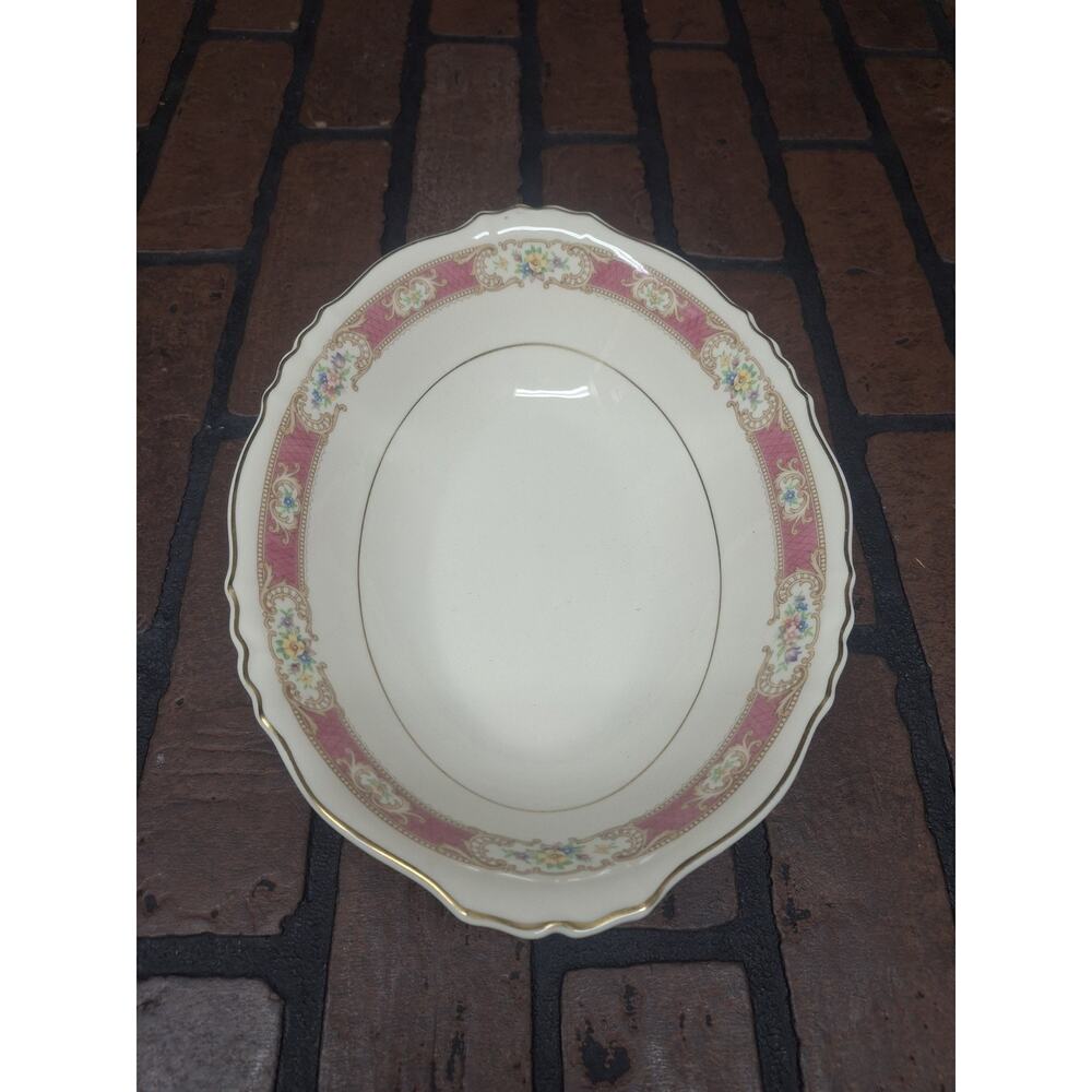 Federal China Shape Syracuse Raleigh Pink 10 Inch Oval Vegetable Serving Bowl